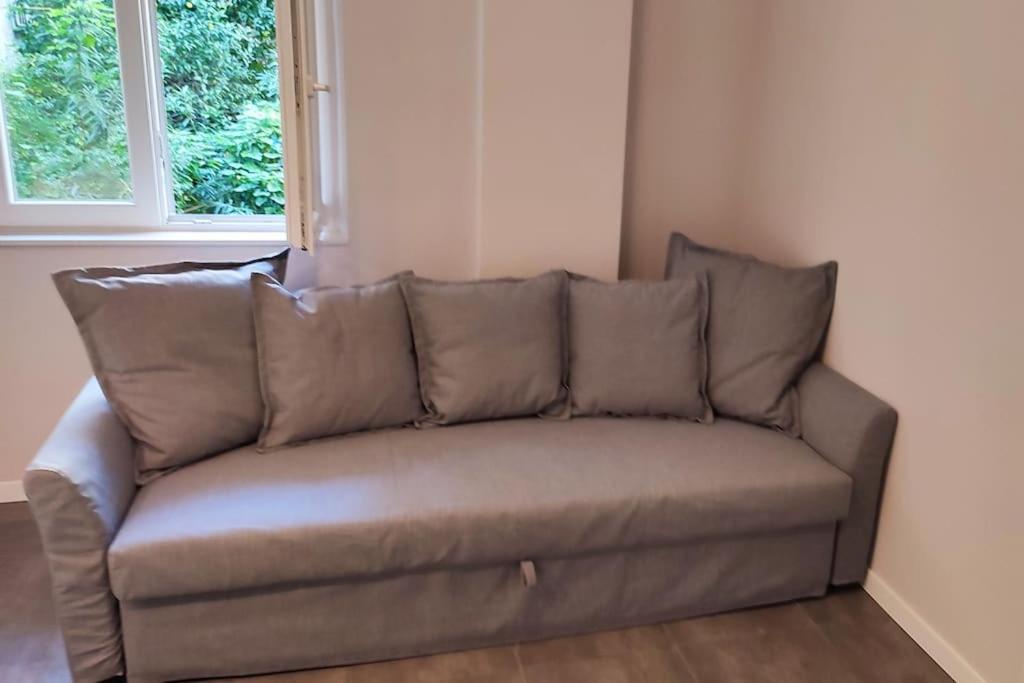 109c Mezzocannone Charming Flat Apartment Naples