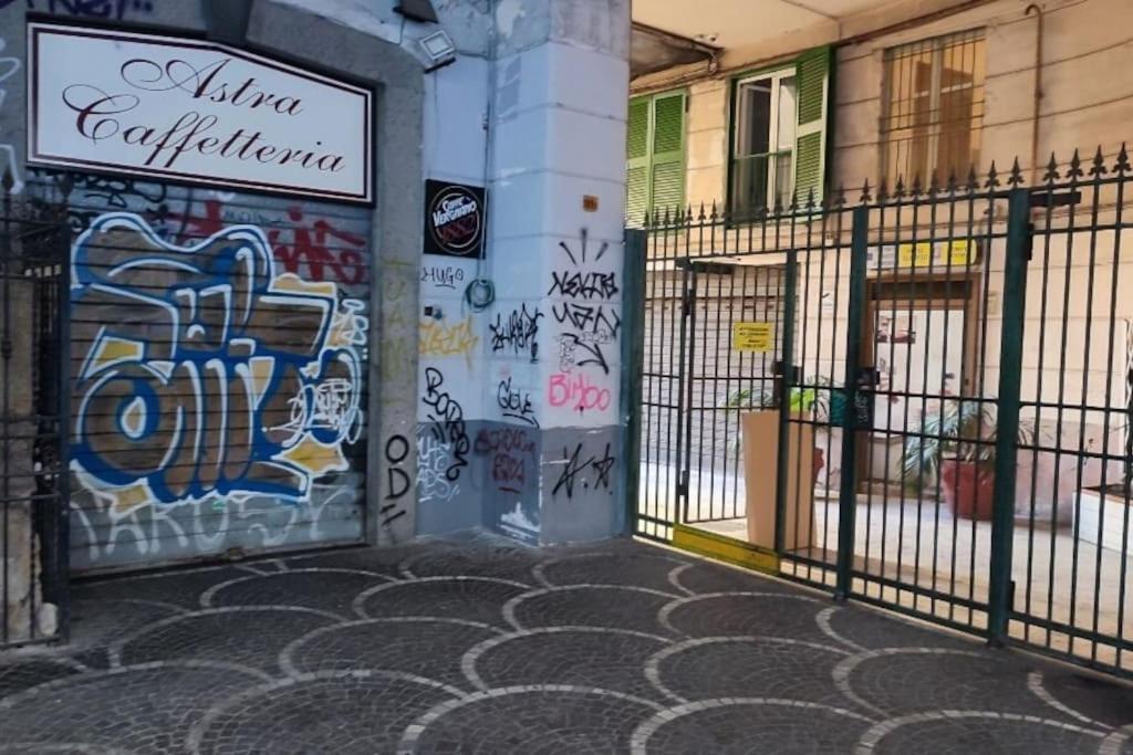 109c Mezzocannone Charming Flat Apartment *